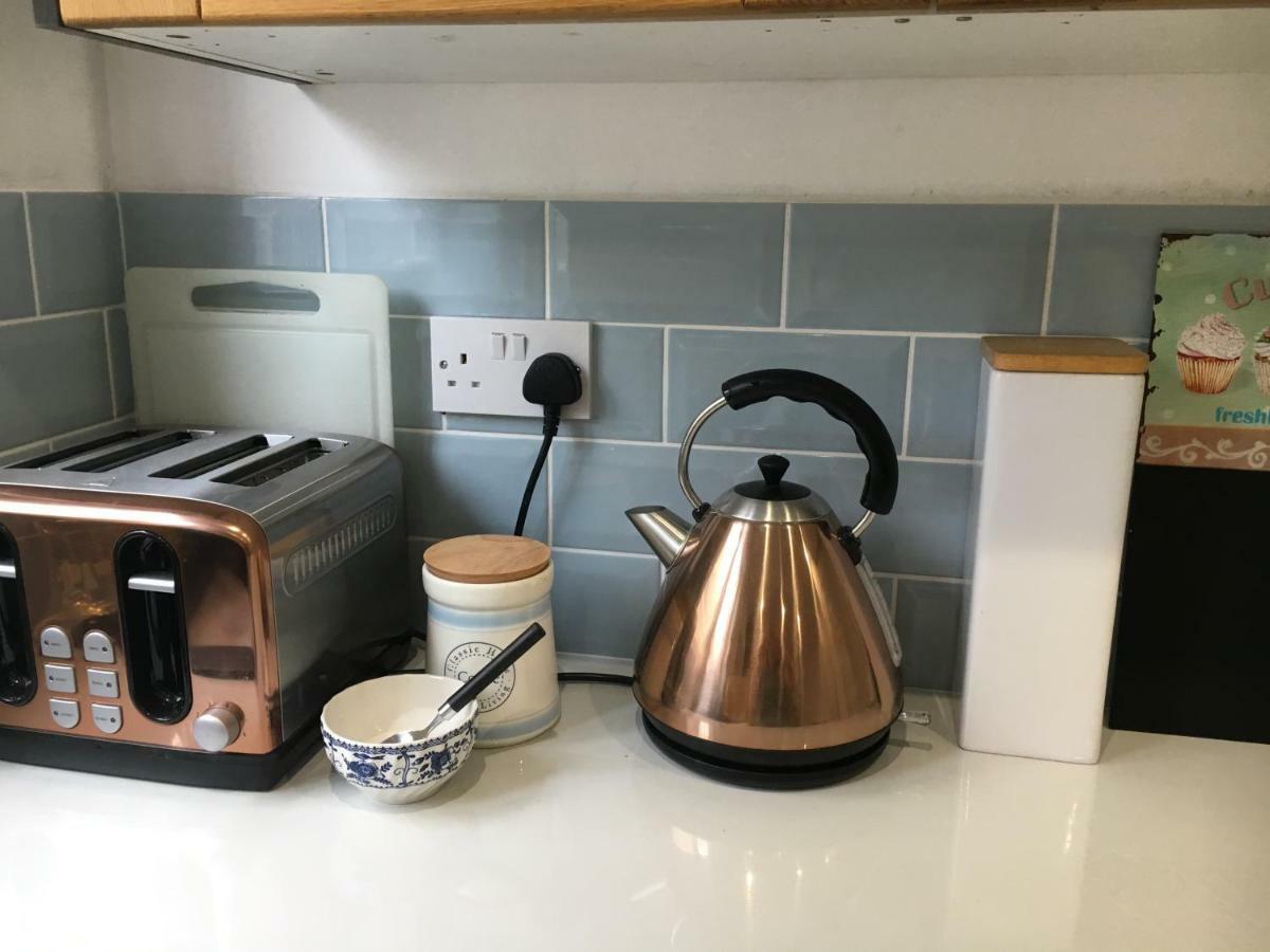 Stunning 4 Bed Townhouse In Central Dawlish 빌라 외부 사진