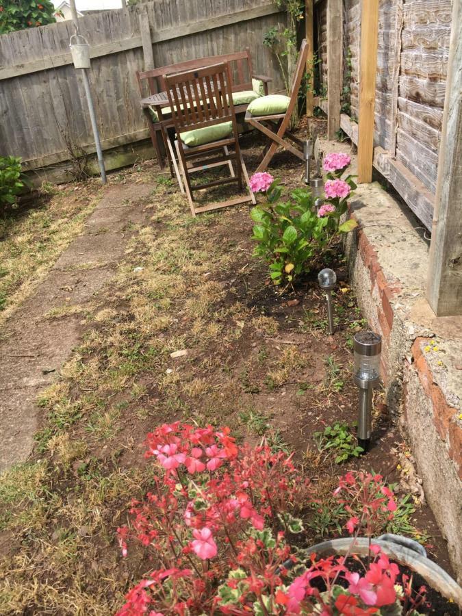 Stunning 4 Bed Townhouse In Central Dawlish 빌라 외부 사진